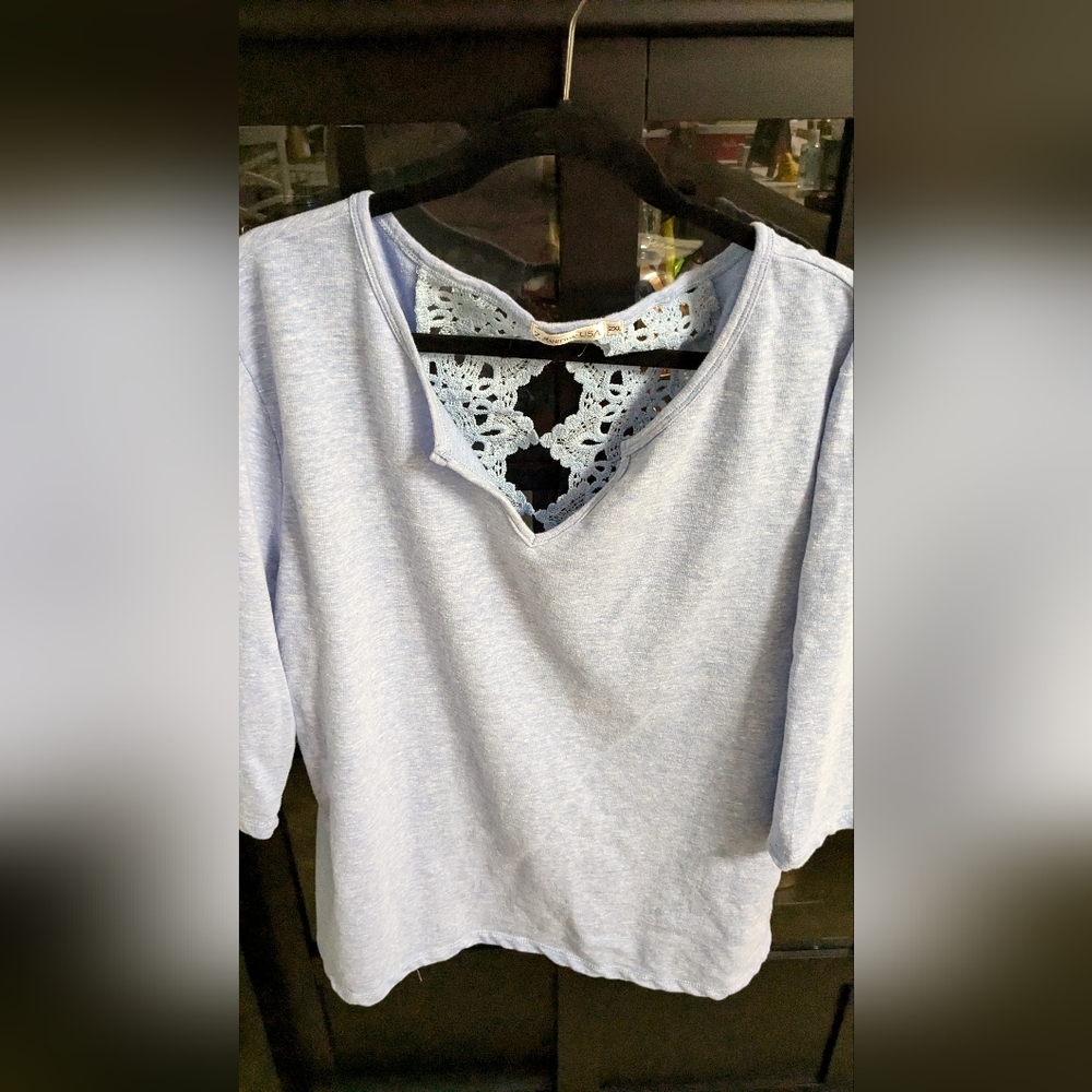 Women's Z Avenue USA Top